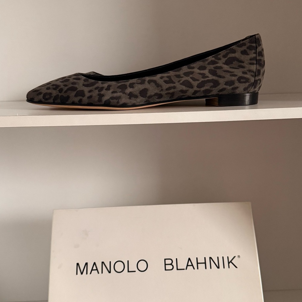 MANOLO BLAHNIK ‘Leo’ Suede Flats – Grey Leopard | EU 39.5 / US 9 - Picture 2 of 12